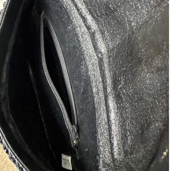 La Regale Vintage Shoulder Purse Black Chainmail Sequin Flap Style Snap Closure - Picture 8 of 9